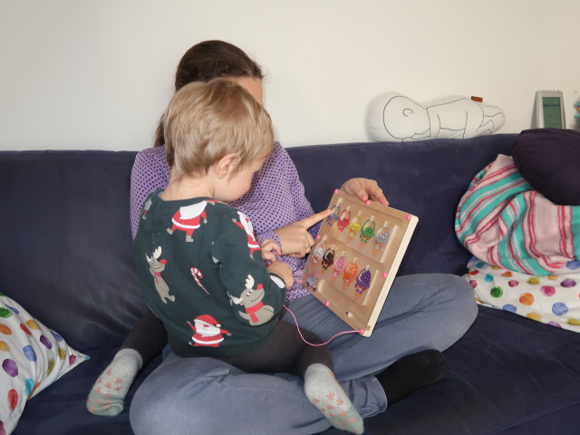 Nils und Sabine in unserer Wohnung (26. Dez.)