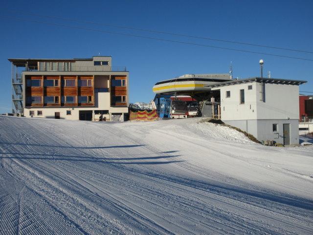 Bergstation der Weinbergbahn, 2.206 m