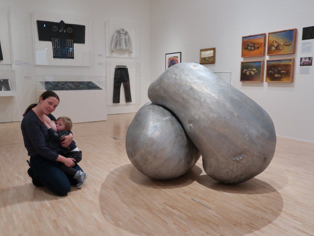 Sabine und Nils in der Ausstellung 'Flower Power - Eine Kulturgeschichte der Pflanzen'