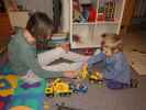 Mama und Nils in unserer Wohnung