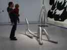 Sabine und Nils in der Ausstellung 'Die Welt von morgen wird eine weitere Gegenwart gewesen sein'