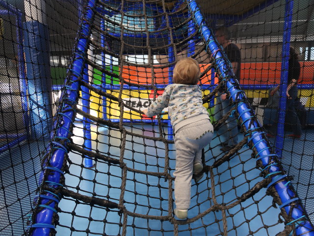 Nils im Kletterparcours