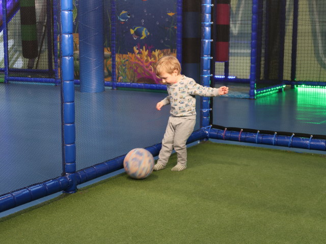 Nils im Sports Court