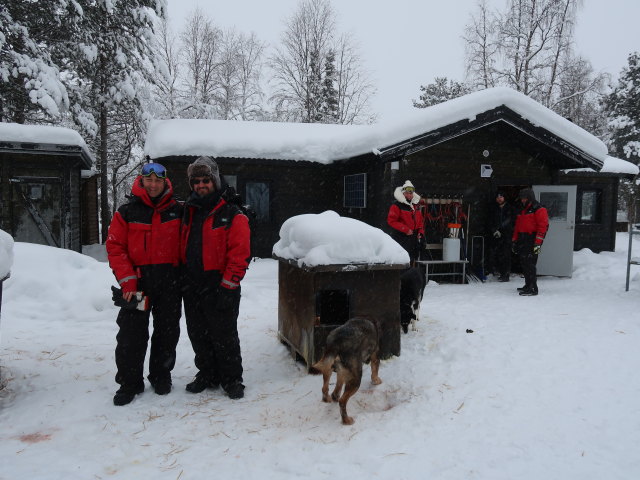 Ich und Markus im Wildniscamp von Arctic Dogsled Adventure beim V&auml;kk&auml;r&auml;j&auml;rvi (20. Feb.)