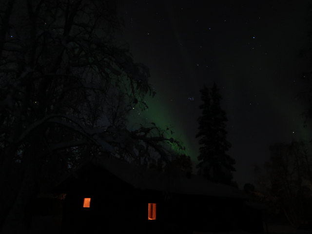 Wildniscamp von Arctic Dogsled Adventure beim V&auml;kk&auml;r&auml;j&auml;rvi (21. Feb.)