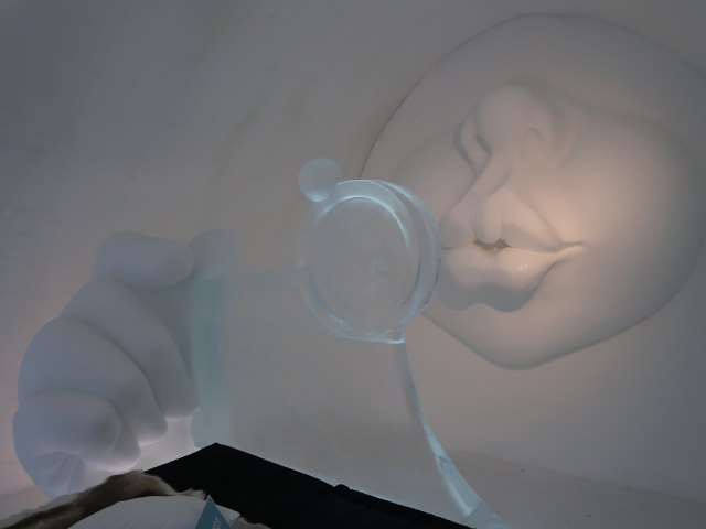 Art Suite 'Soap Bubbles' im Icehotel 36 in Jukkasj&auml;rvi (23. Feb.)