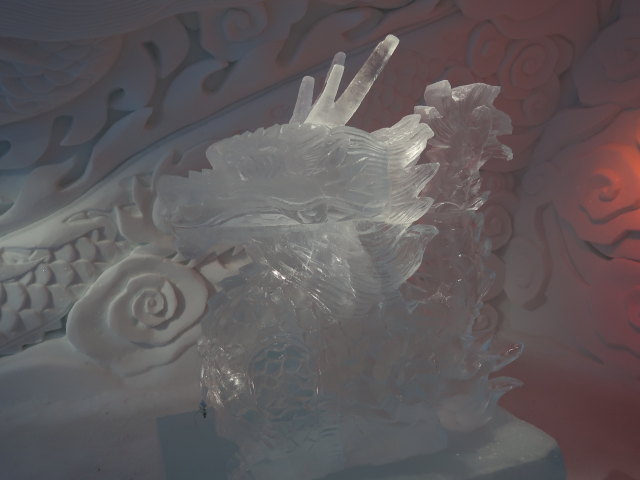 Art Suite 'Dragon of Icehotel' im Icehotel 36 in Jukkasj&auml;rvi (23. Feb.)