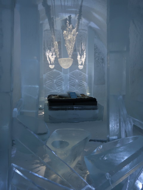 Art Suite 'T&eacute;ckara' im Icehotel 365 in Jukkasj&auml;rvi (23. Feb.)