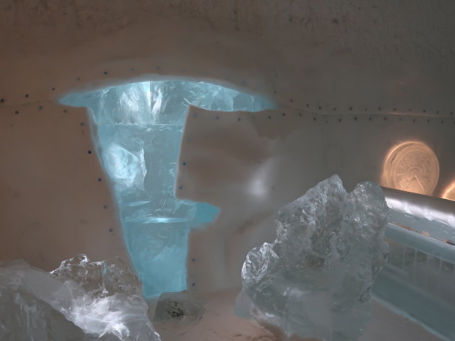 Deluxe Suite 'The Breach' im Icehotel 365 in Jukkasj&auml;rvi (23. Feb.)