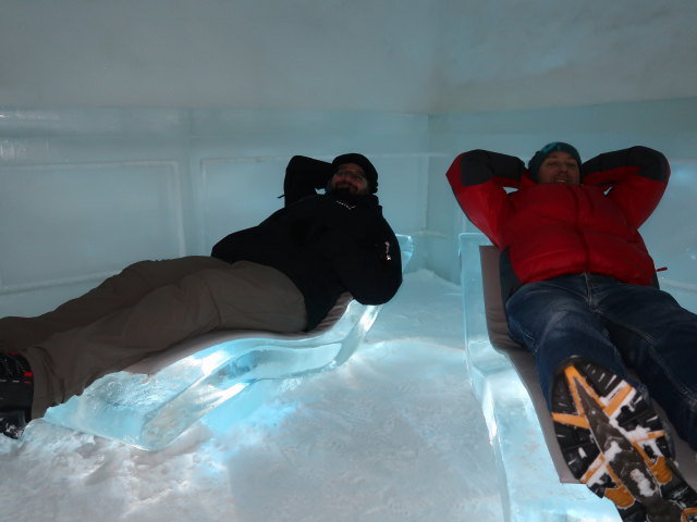 Markus und ich in der Art Suite 'Sauna' im Icehotel 365 in Jukkasj&auml;rvi (23. Feb.)