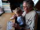 Nils und Papa im Haus meiner Eltern