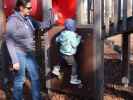 Sabine und Nils am Spielplatz Reklewskigasse