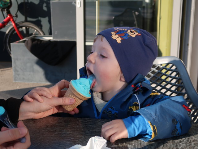 Nils