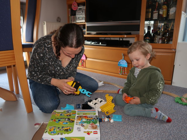 Sabine und Nils in unserer Wohnung