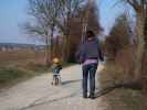 Nils und Sabine zwischen Strebersdorfer Stra&szlig;e und Garten des Gebetes