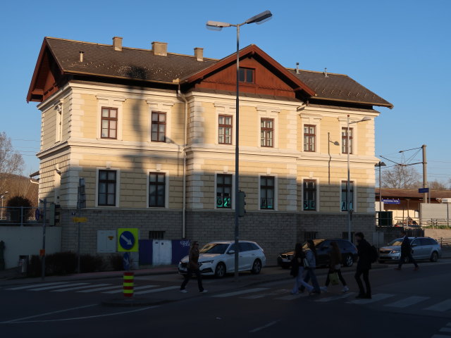 Bahnhof Klosterneuburg-Kierling, 173 m
