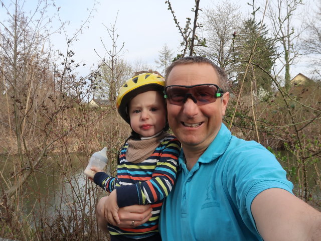 Nils und ich zwischen Strebersdorfer Stra&szlig;e und Garten des Gebetes