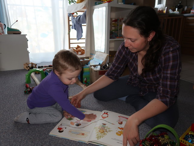 Nils und Sabine in unserer Wohnung