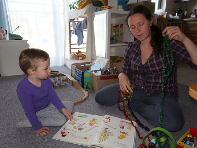 Nils und Sabine in unserer Wohnung