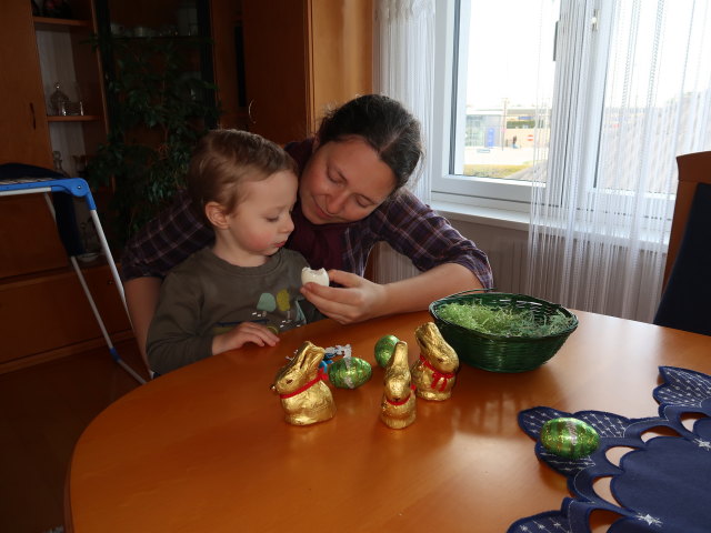 Nils und Sabine im Haus meiner Eltern