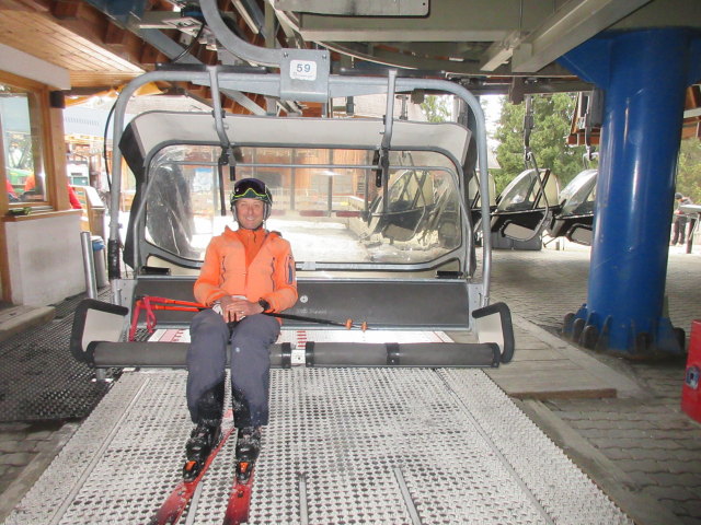 Ich in der Talstation der Gipfelbahn, 1.443 m