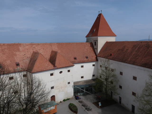 Nationalparkzentrum Schloss Orth, 150 m