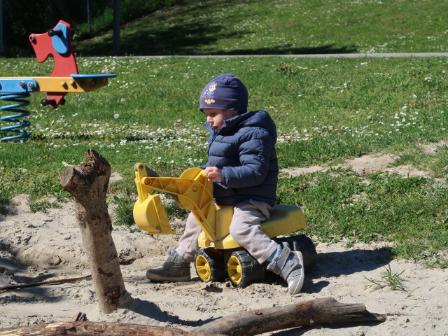 Nils am Spielplatz Oberrohrbach