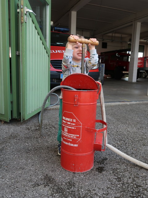 Nils beim Erlauftaler Feuerwehrmuseum in Purgstall (9. Mai)