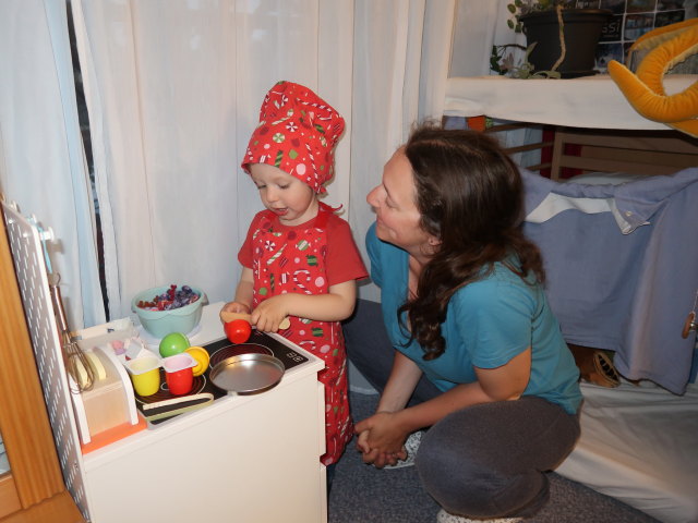 Nils und Sabine in unserer Wohnung