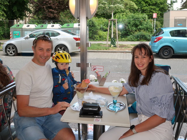 Ich, Nils und Larissa