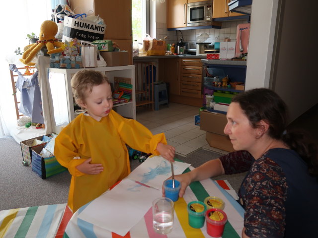 Nils und Sabine in unserer Wohnung