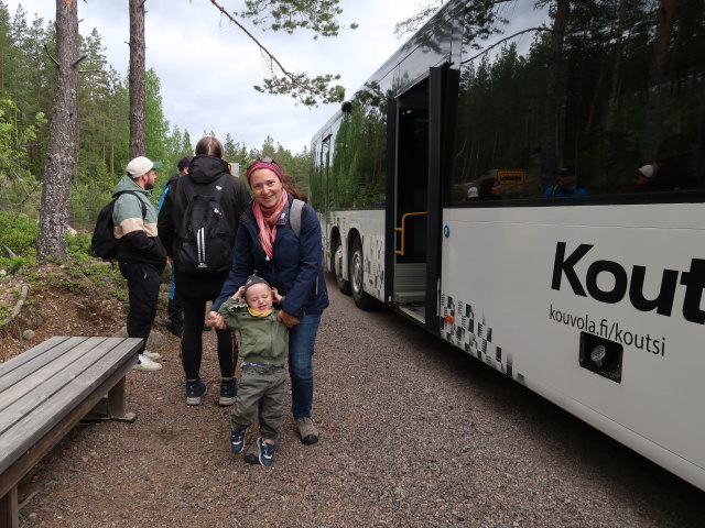 Nils und Sabine am Lapinsalmi Pys&auml;k&ouml;intialue im Repoveden Kansallispuisto (24. Mai)