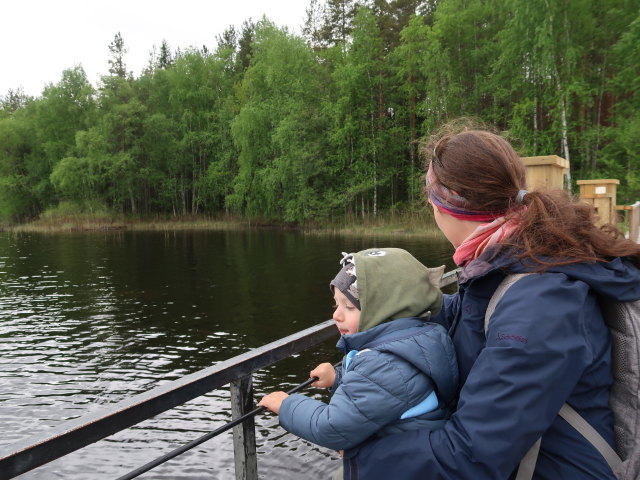 Nils und Sabine auf der Ketunlossi im Repoveden Kansallispuisto (24. Mai)