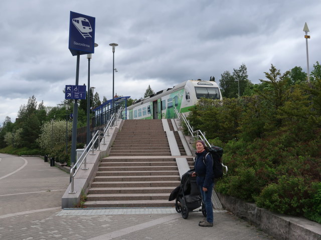 Sabine im Savonlinnan Rautatieasema (25. Mai)