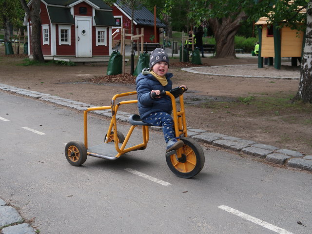 Nils im M&auml;ki-Matin Perhepuisto in Jyv&auml;skyl&auml; (28. Mai)