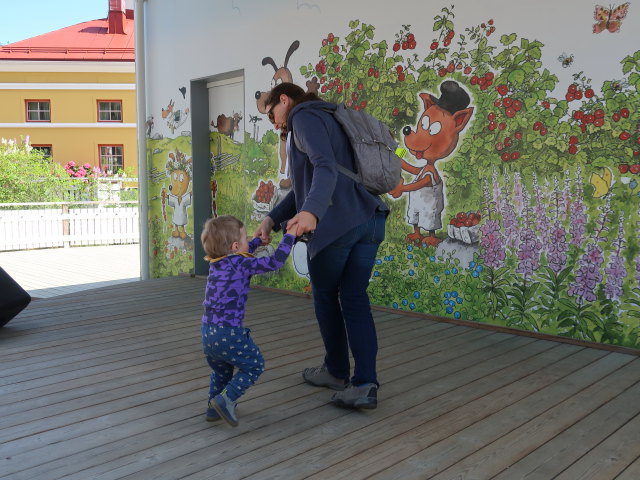 Nils und Sabine auf der Koiram&auml;en El&auml;inpuisto in S&auml;rk&auml;nniemi in Tampere (29. Mai)