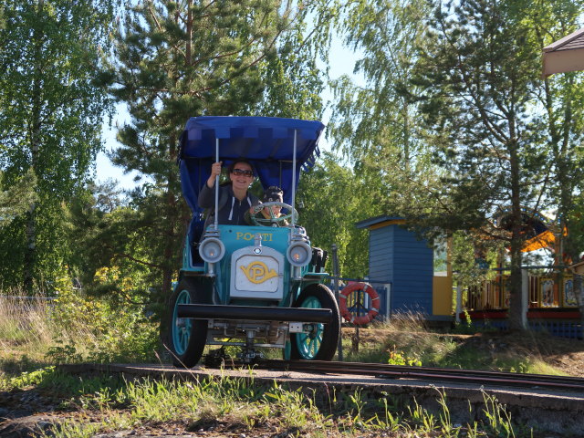 Sabine und Nils im Postiseikkailu in S&auml;rk&auml;nniemi in Tampere (29. Mai)
