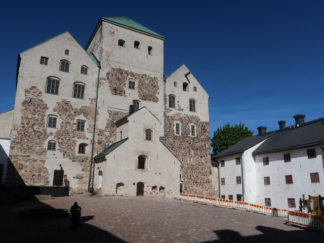 Sabine in der Turun Linna (31. Mai)