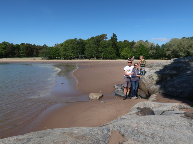 Ich, Sabine und Nils am Kansanpuiston Ranta in Turku (1. Juni)
