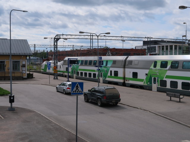 IC 960 im Karjaan Rautatieasema (1. Juni)