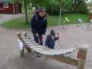 Sabine und Nils im M&auml;ki-Matin Perhepuisto in Jyv&auml;skyl&auml; (28. Mai)