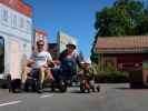 Ich, Sabine und Nils auf der Autorata im Herra Hakkaraisen Talo in Sastamala (30. Mai)