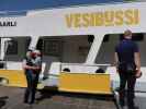 Sabine und Nils in der Vesibussipys&auml;kki Martinsilta in Turku (31. Mai)
