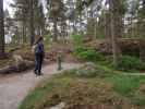 Sabine und Nils im Rhododendronpuisto in Raisio (1. Juni)