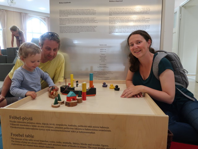 Nils, ich und Sabine im Lastentarhamuseo in Helsinki (2. Juni)