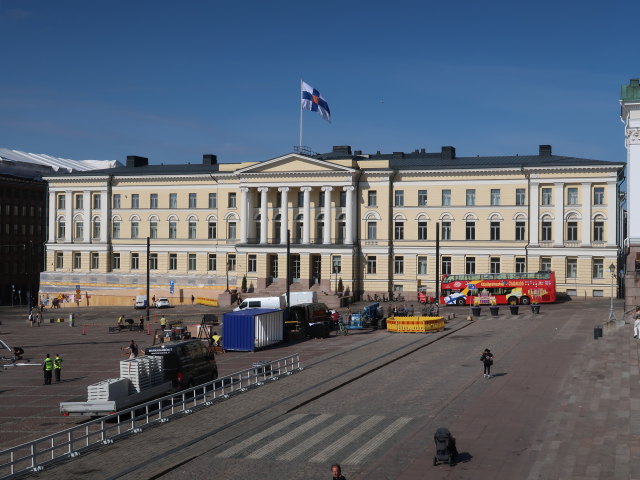 Helsingin Yliopiston P&auml;&auml;rakennus (4. Juni)