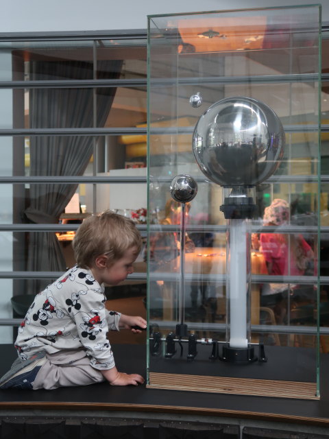 Nils im Tiedekeskus Heureka in Vantaa (5. Juni)