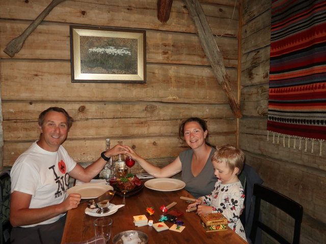 Ich, Sabine und Nils im Lappi Ravintola in Helsinki (5. Juni)