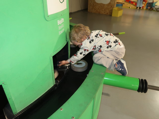 Nils im Tekniikan Museo in Helsinki (6. Juni)