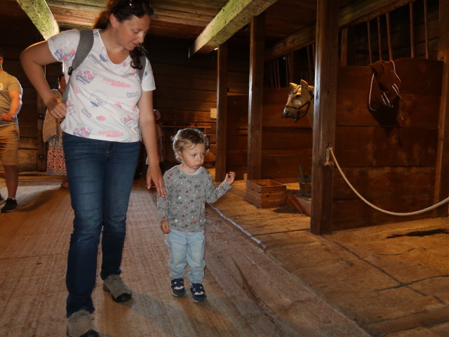 Sabine und Nils im Talomuseo Glims in Espoo (7. Juni)